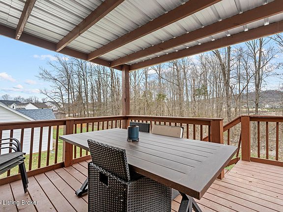 4th image of 246 Red Crest Dr