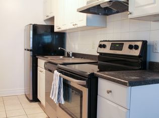 447 Somerset, Ottawa, ON K1R 5J7