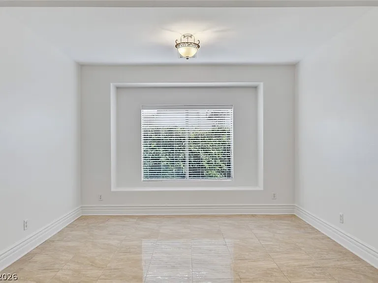 8117 Slate Falls St — Photo 33