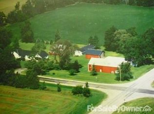 11055 Telegraph Rd, Pecatonica, IL 61063