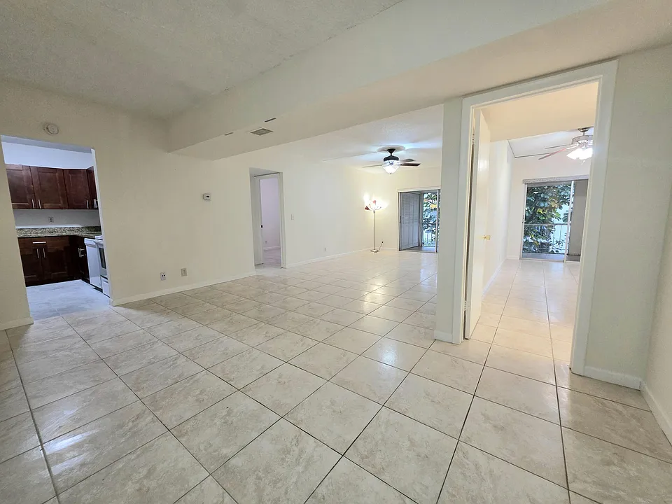 638 NW 13th St #270