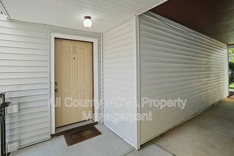 1 bed, 1.0 bath, 470 sqft, $1,650 — Photo 2
