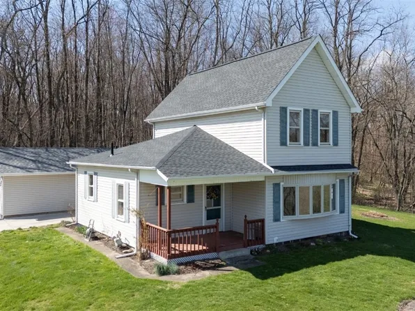 2045 Carmont Ave NW, Massillon, OH 44647