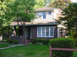 711 Britten Ave, Lansing, MI 48910