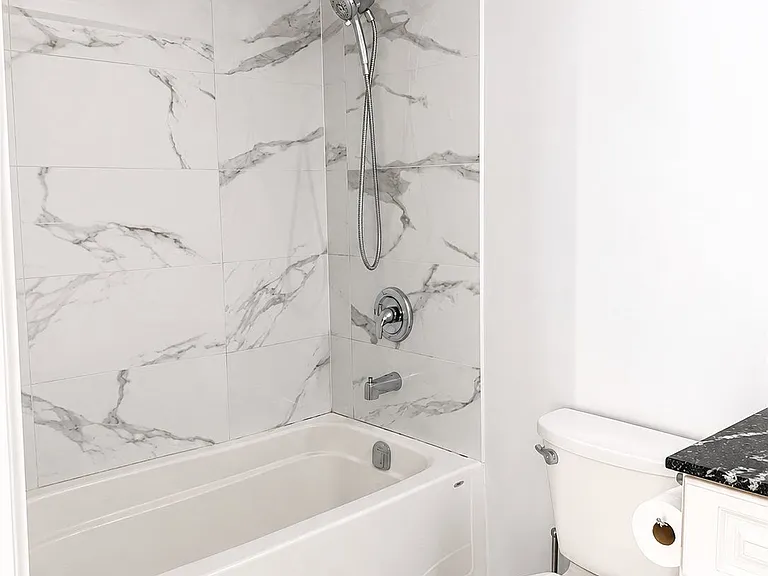 909 Bay St #1901 — Photo 14