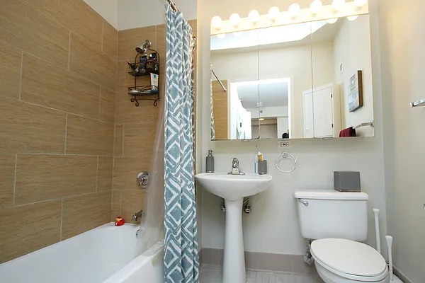 Rented by Modern Spaces | media 4
