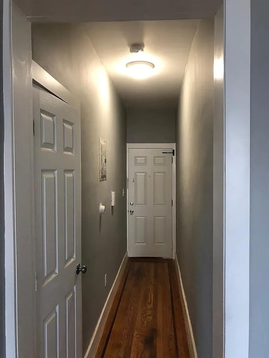2 bed, 800 sqft, $1,749 — Photo 2