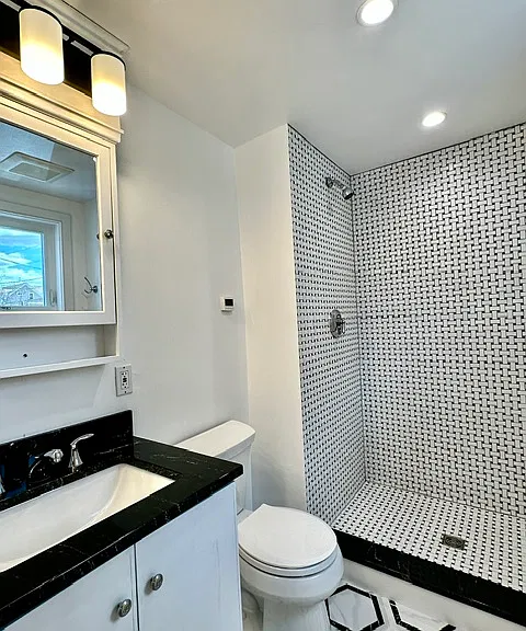 144 Robbins St #1 — Photo 10