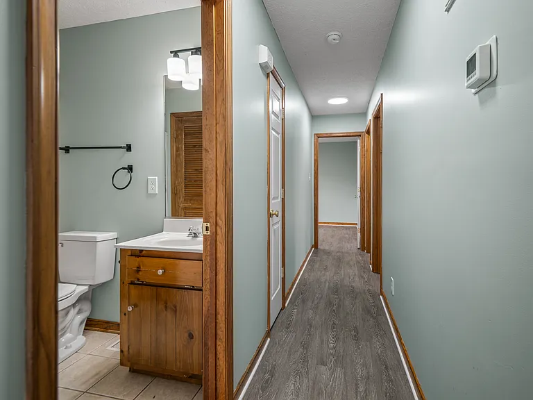 514 Highland Ave — Photo 15