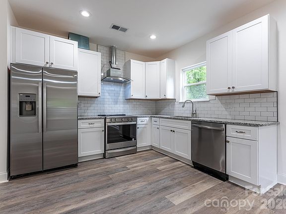 5th image of 1019 N Ransom St