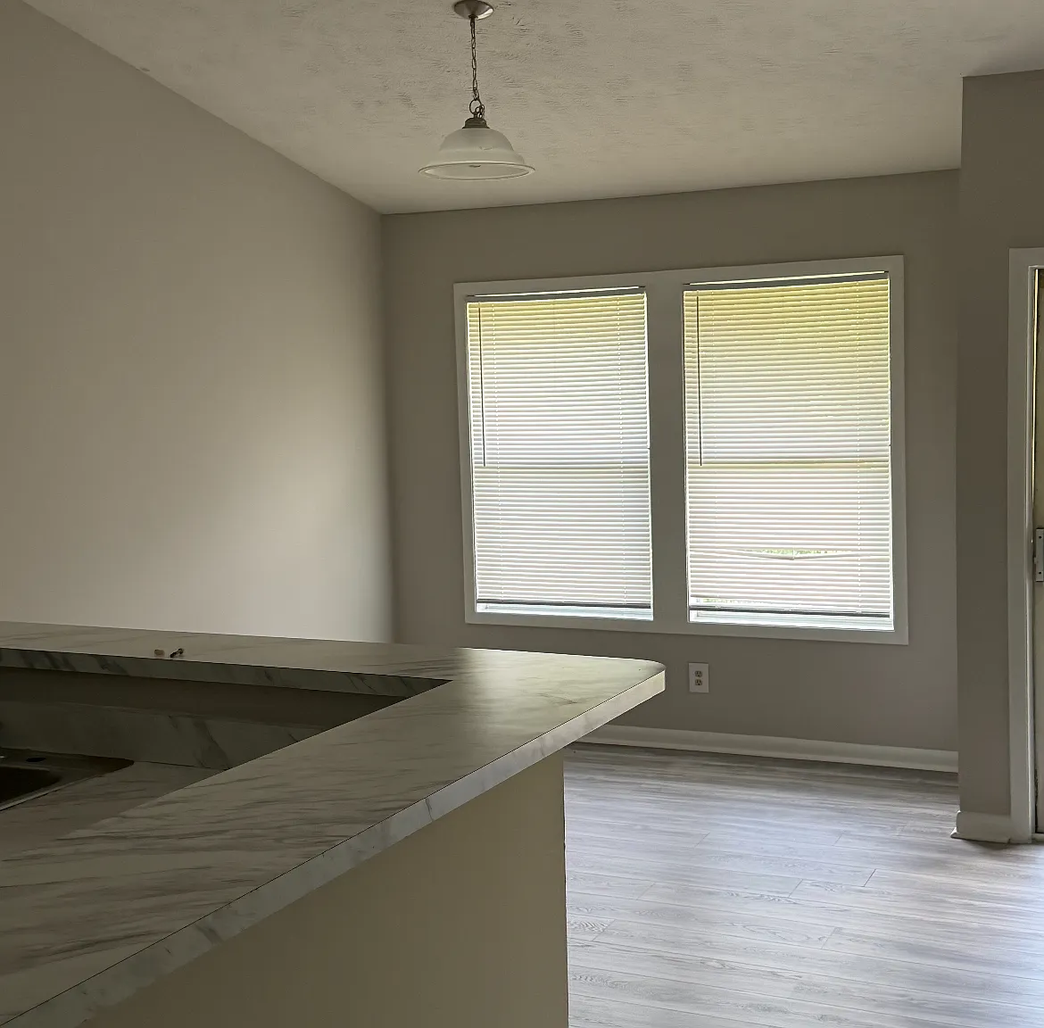 2 bed, 1086 sqft, $1,100 — Photo 4