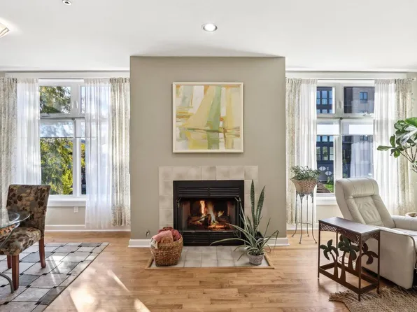 35 Harborview DRIVE #201, Racine, WI 53403