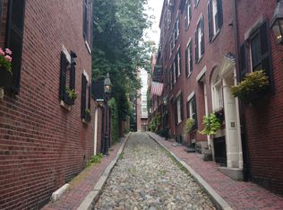8 Acorn St, Boston, MA 02108