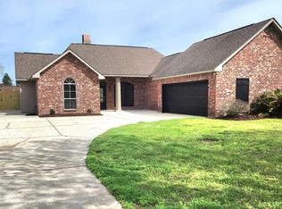 8041 Fitzgerald Dr, Denham Springs, LA 70706