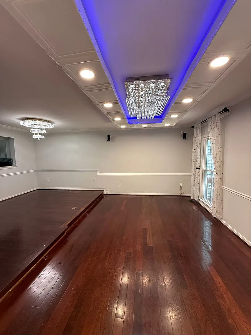 12369 Manchester Way — Photo 3