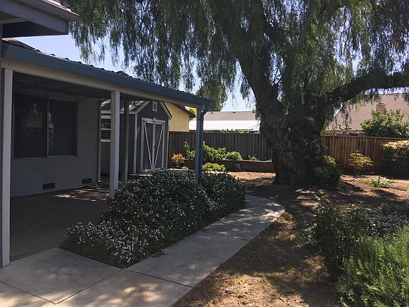 2nd image of 1283 Sierra Ct