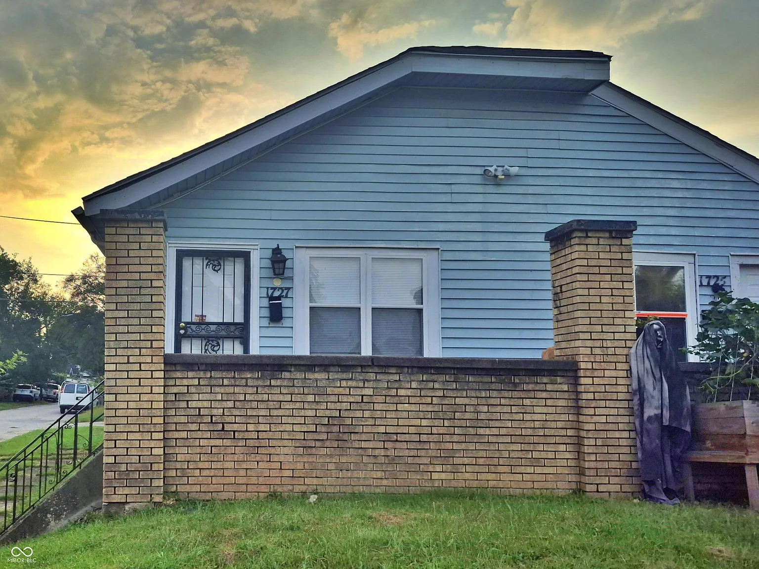 1 bed, 1.0 bath, 816 sqft, $875 — Photo 1