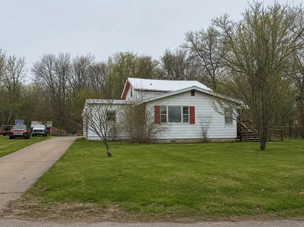 320 Lutzke Rd, Saginaw, MI 48609