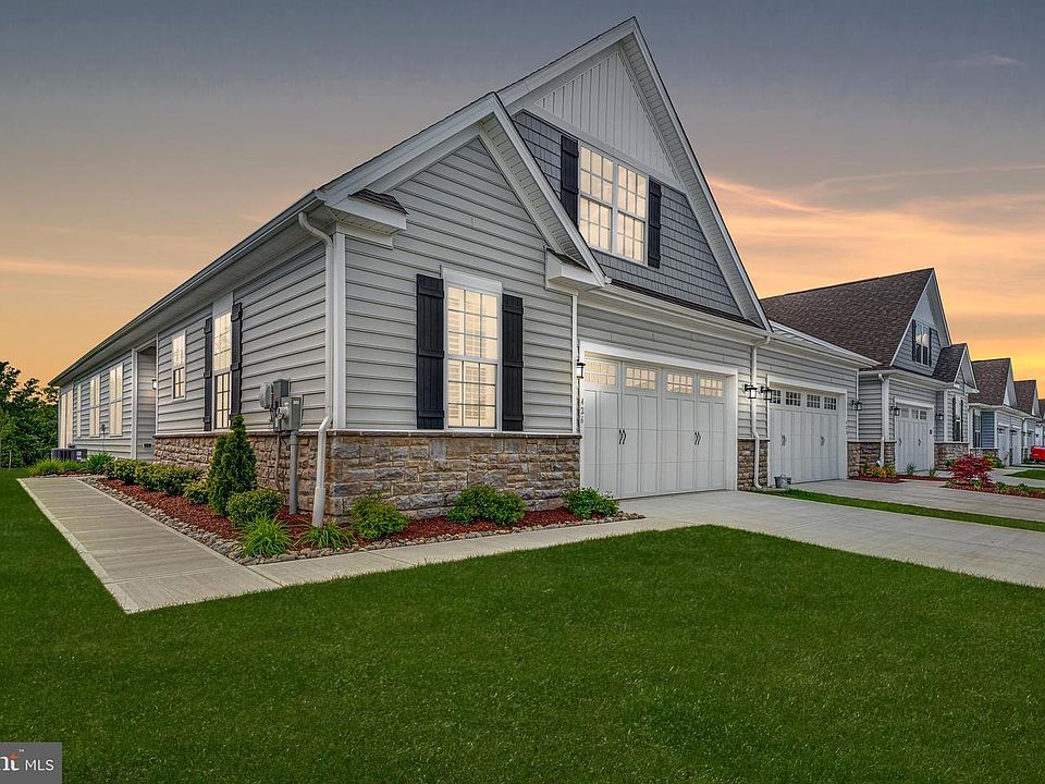 1st image of 426 Moorings Cir #88
