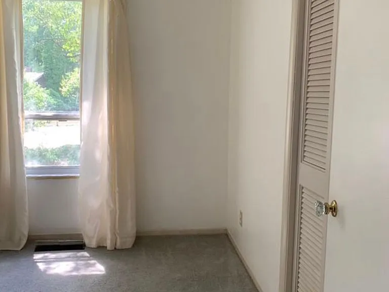 1961 Indian Trail Dr — Photo 12