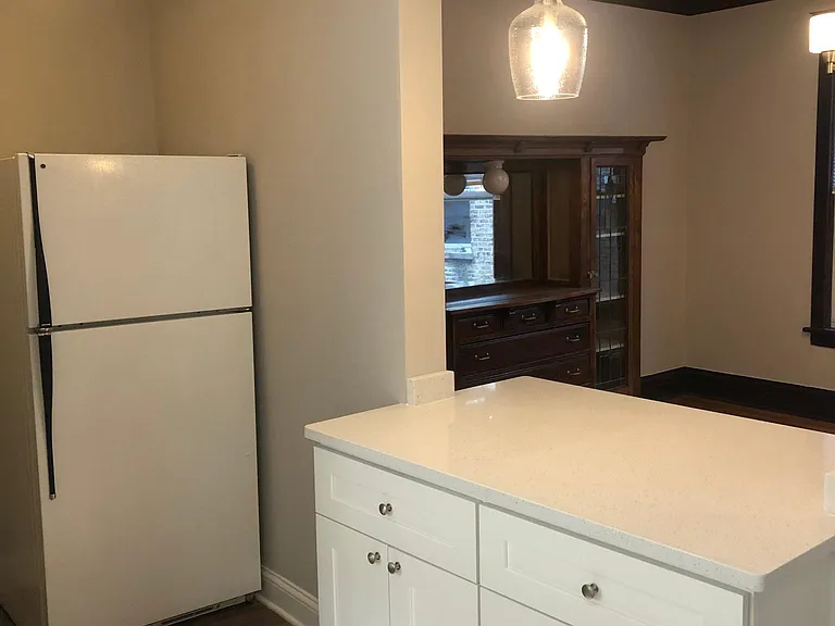 1264 W Winnemac Ave #2F — Photo 6
