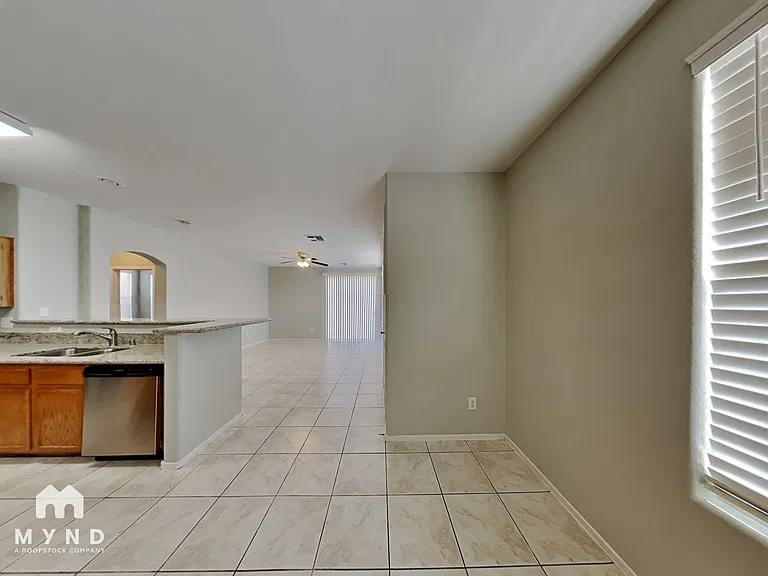 2500 Birds Nest Cactus Ct — Photo 6