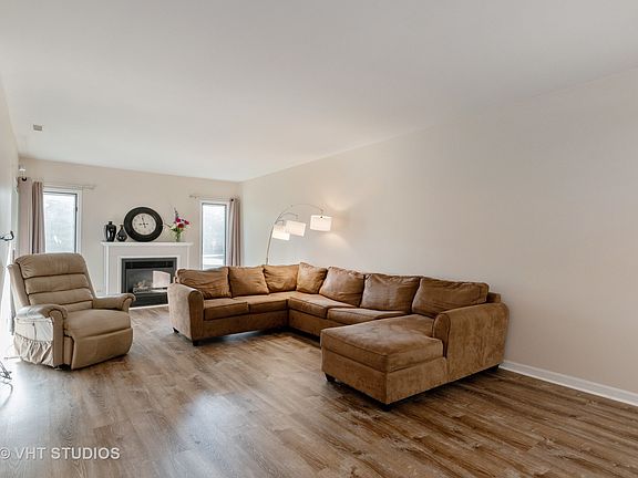 4th image of 1222 Gulfstream Pkwy