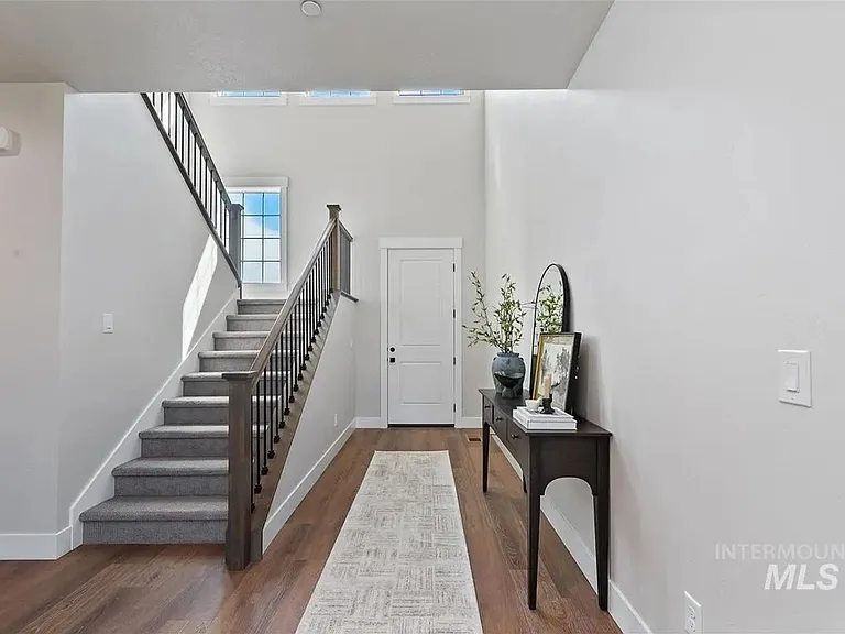 562 Hidden Mill Ct — Photo 22