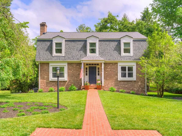 914 Mason Dr, Blacksburg, VA 24060