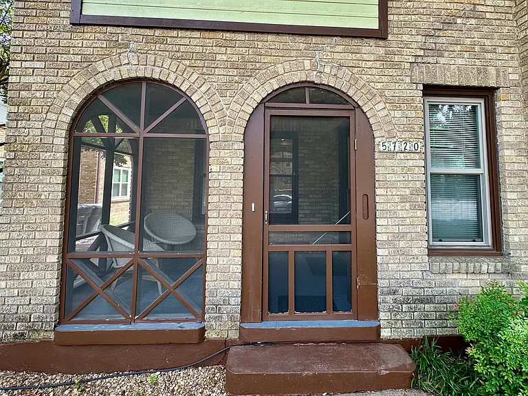 Live Oak St — Photo 3