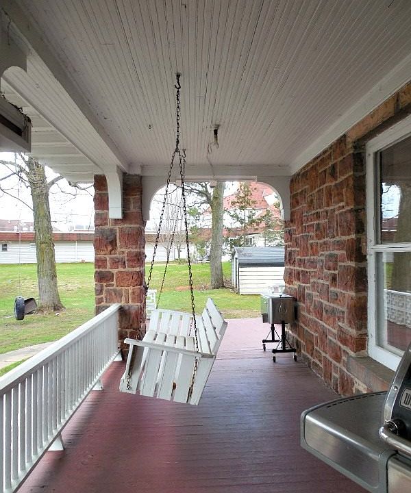 817 Devereaux St, Iron Mountain, MI 49801 Zillow