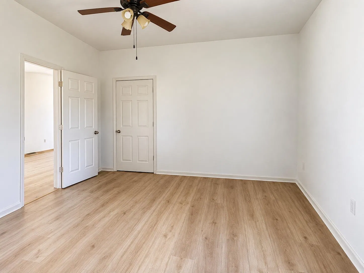2 bed, 957 sqft, $1,250 — Photo 3