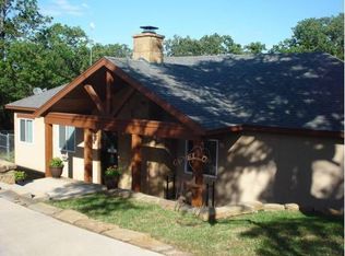 536 Cresthaven Ct, Azle, TX 76020