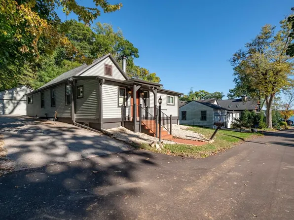 W298N2808 Shady LANE, Pewaukee, WI 53072