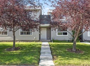 4360 S 58th St NE #8, Calgary, AB T1Y4S4