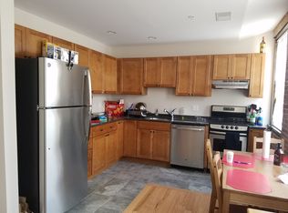 7 Rantoul St #203, Beverly, MA 01915