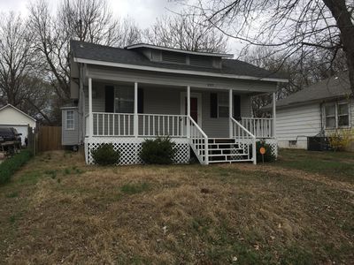 927 S Douglas Ave, Springfield, MO, 65806