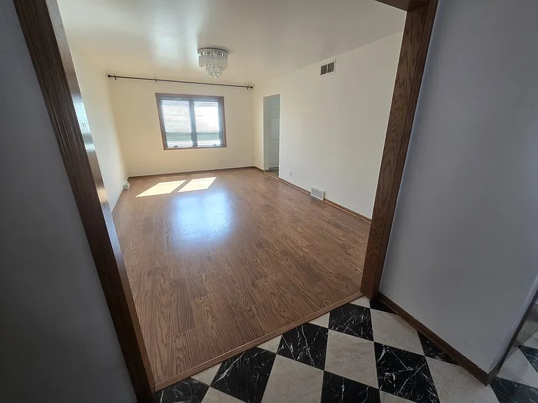 8145 S White Oak Dr — Photo 7