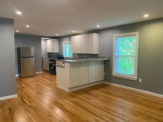 22 Summer St #2 — Photo 16