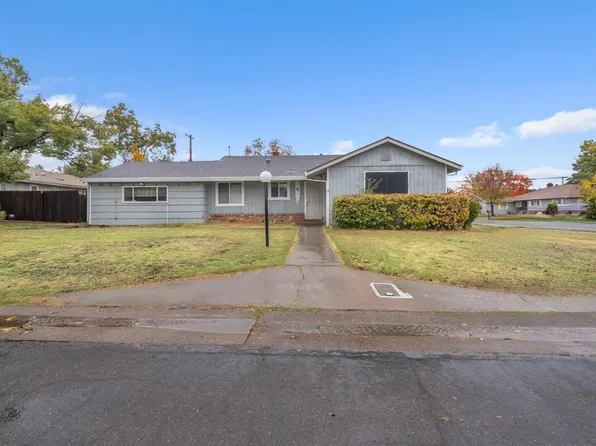 3056 Stanton Cir, Carmichael, CA 95608