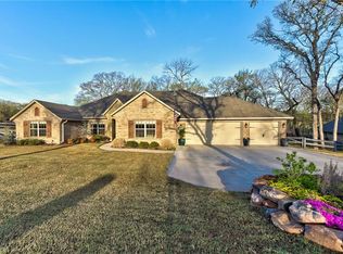 10505 Green Meadows Dr, Edmond, OK 73025