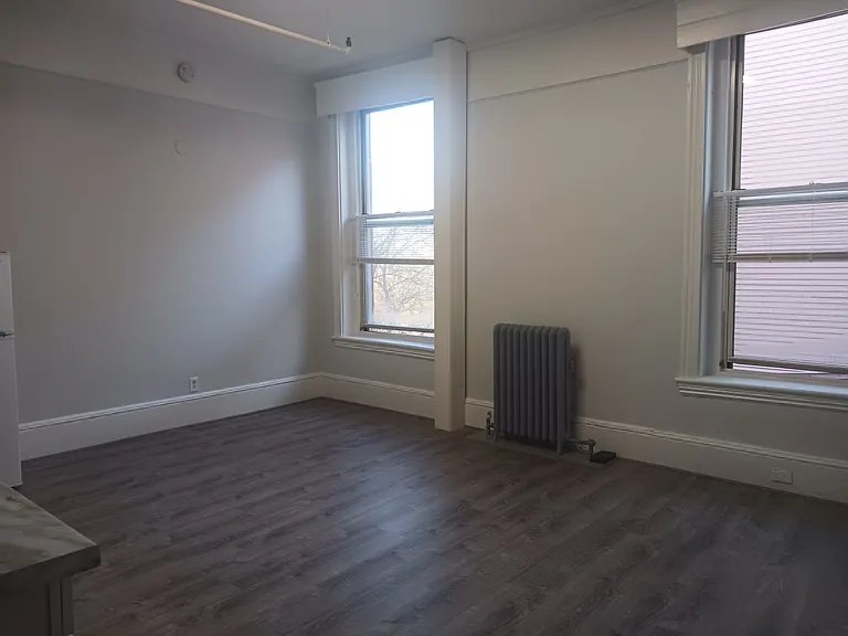 387 Main St #202 — Photo 3