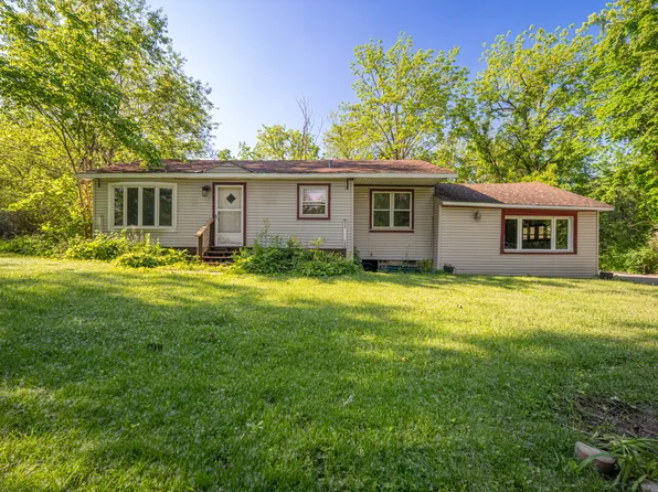 4318 Davis St, Matteson, IL 60443