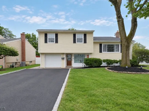 333 Foxwood Rd, Union Twp., NJ 07083