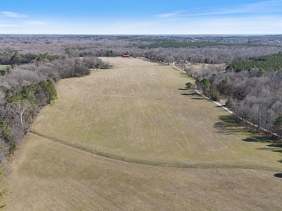 3rd image of 891 Musgray Rd