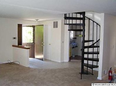 2nd image of 1661 W End Dr