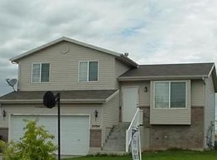 2494 W 1600 N, Clinton, UT 84015