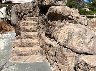 26025 Matlin Rd, Ramona, CA 92065