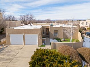 2300 Calle Brocha, Santa Fe, NM 87505
