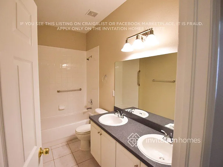 6860 Lake Eaglebrooke Dr — Photo 10